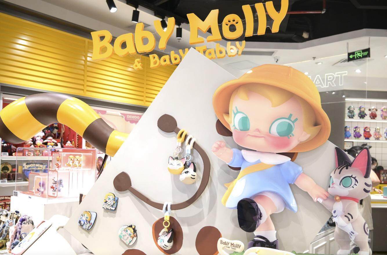 迪士尼也不傻，消费者疯狂追捧的LABUBU能够红多久？｜热财经