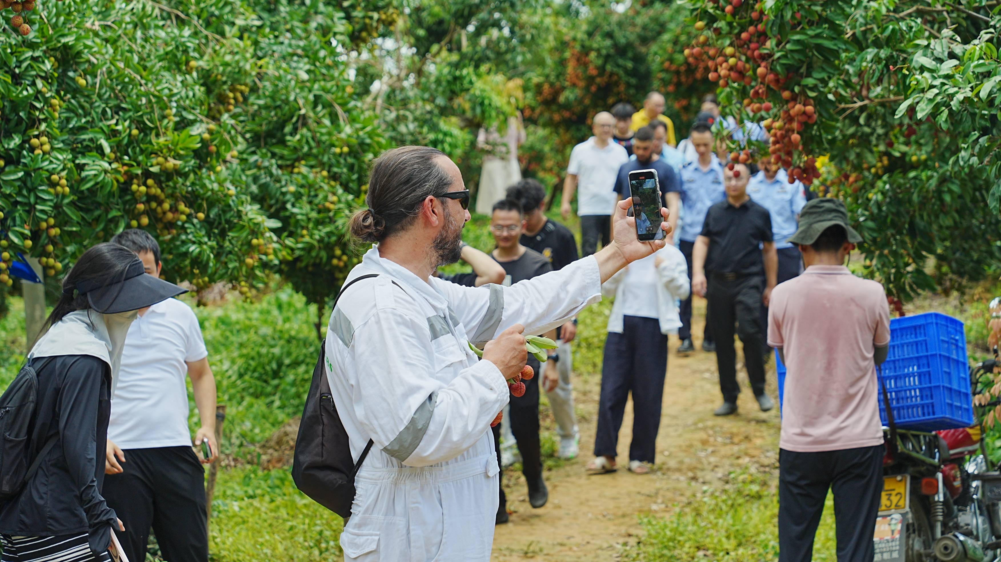 “第一次吃<strong></p>
<p>yex币</strong>，像吃葡萄！”外籍船员在惠州品尝荔枝