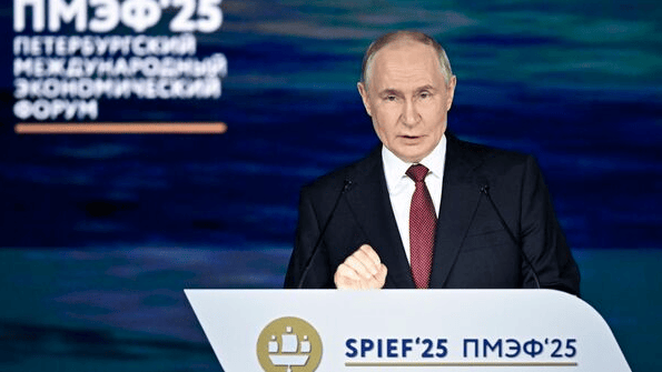 呦<strong></p>
<p>小白炒币</strong>，泽连斯基穿西装了，那边是十万人规模之战！