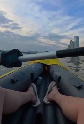 长沙男子突发奇想划船下班<strong></p>
<p>炒币基本知识</strong>，25分钟车程划了3小时，当事人：手累腿麻，不会有下次