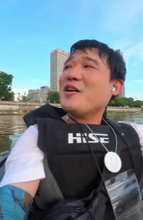 长沙男子突发奇想划船下班<strong></p>
<p>炒币基本知识</strong>，25分钟车程划了3小时，当事人：手累腿麻，不会有下次