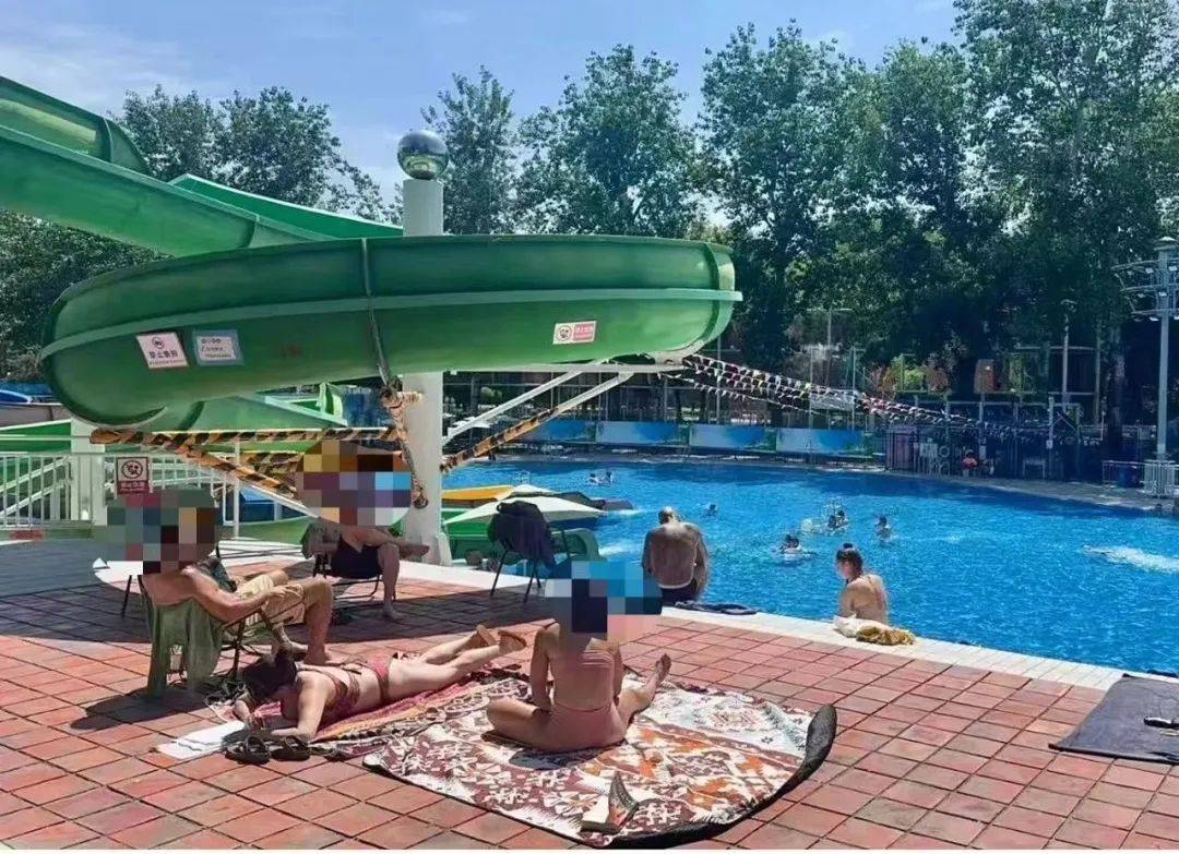 缺水的北京<strong></p>
<p>萌币</strong>，被北漂强行玩成了威尼斯