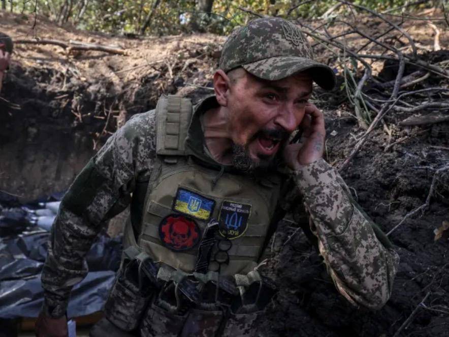 俄军抵达郊区却不攻城<strong></p>
<p>海外币圈</strong>，有人发现不对劲：红军城只是一个“诱饵”