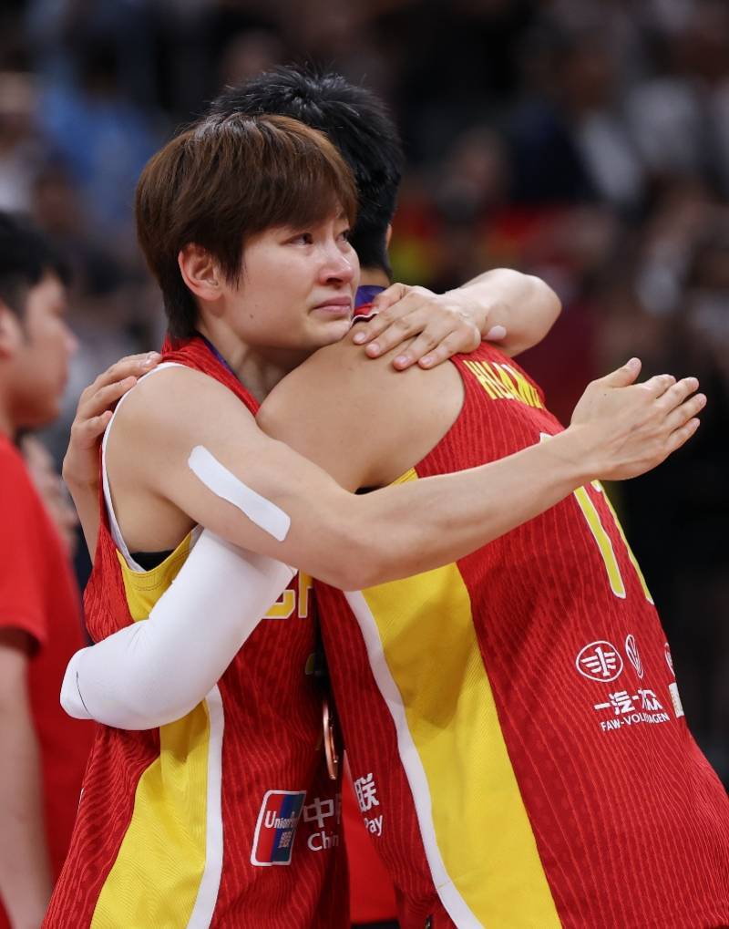 杨舒予谈落泪：和姐姐们最后一次打亚洲杯<strong></p>
<p>海外币圈</strong>，人生总要有点挑战