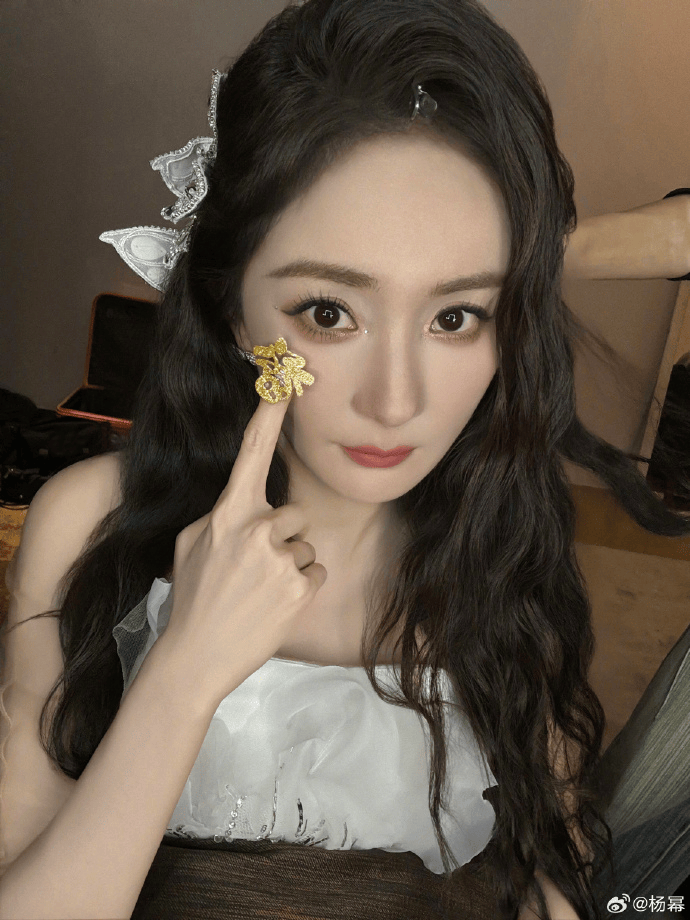 杨幂15年前的博文火了：有本事就杀了我<strong></p>
<p>币圈换群</strong>，杀不死，就等着看我变得更强大吧