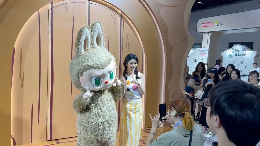 “中国的稳定发展意味着信心与机遇”