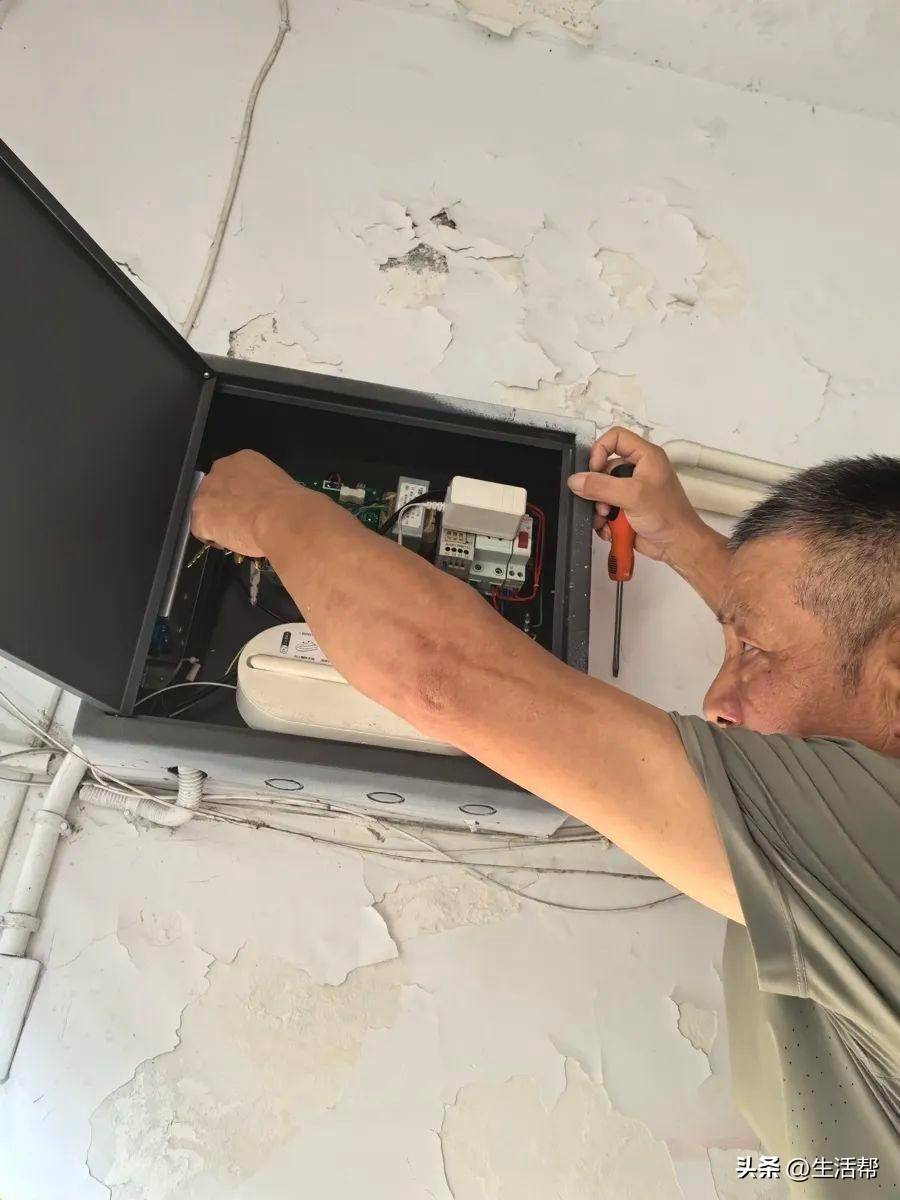 上海多个小区1700多个门禁集体失效<strong></p>
<p>cwe炒币软件</strong>，居民炸锅：“太不安心了……”官方最新回应