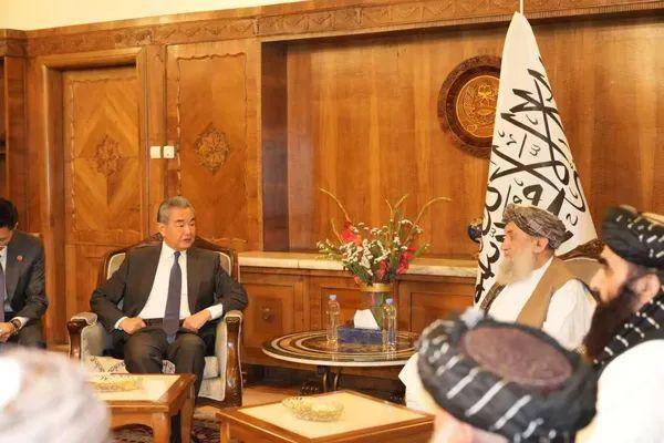 阿富汗总理阿洪德：绝不允许任何势力利用阿领土威胁中国，将始终同中国站在一起