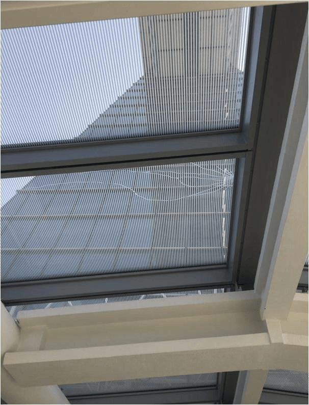 上海环球金融中心楼顶无人机对撞！对话管理方：9年已坠95架<strong></p>
<p>炒币秘诀</strong>，楼顶“风洞”成黑飞重灾区！