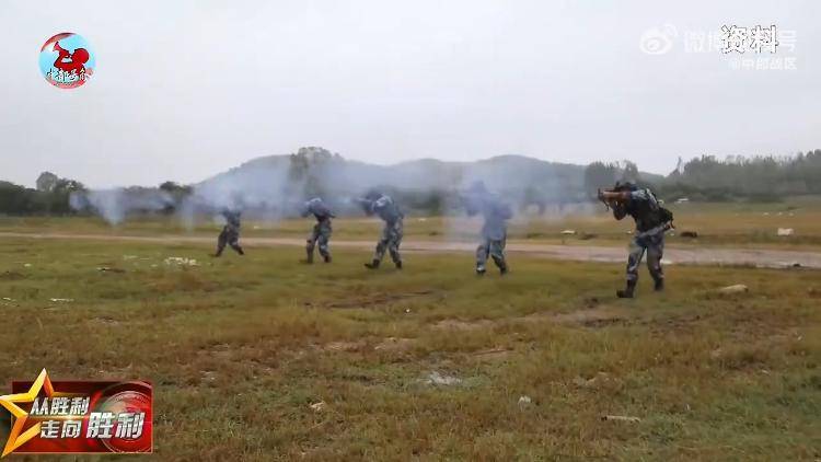 九三阅兵倒计时5天<strong></p>
<p>今日币价</strong>！空中梯队多型新机将首次受阅 队员练就“米秒不差”