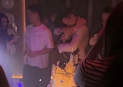 演员胡杏儿回应老公独自去夜店被拍：很正常的社交<strong></p>
<p>莱姆币</strong>，都是好朋友