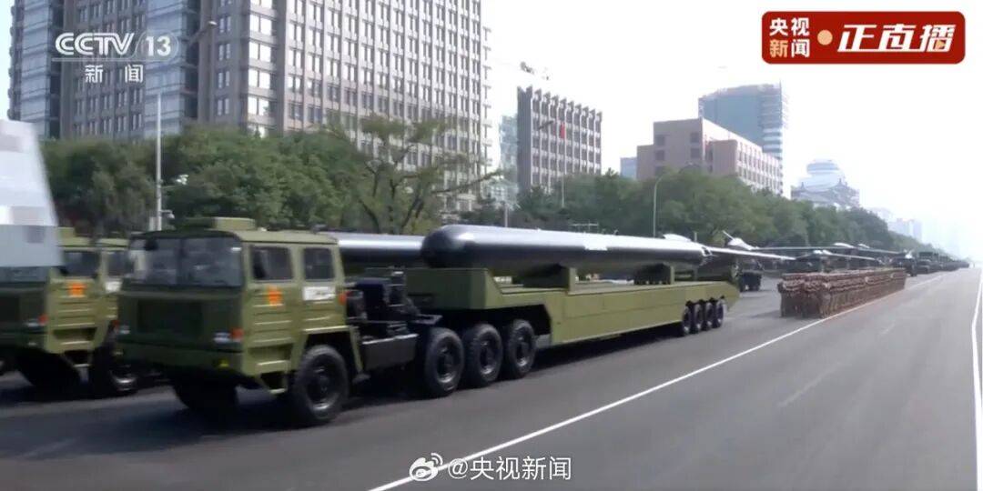 东风-61、巨浪-3、折叠翼预警机、歼-20S<strong></p>
<p>校币</strong>，画面披露！