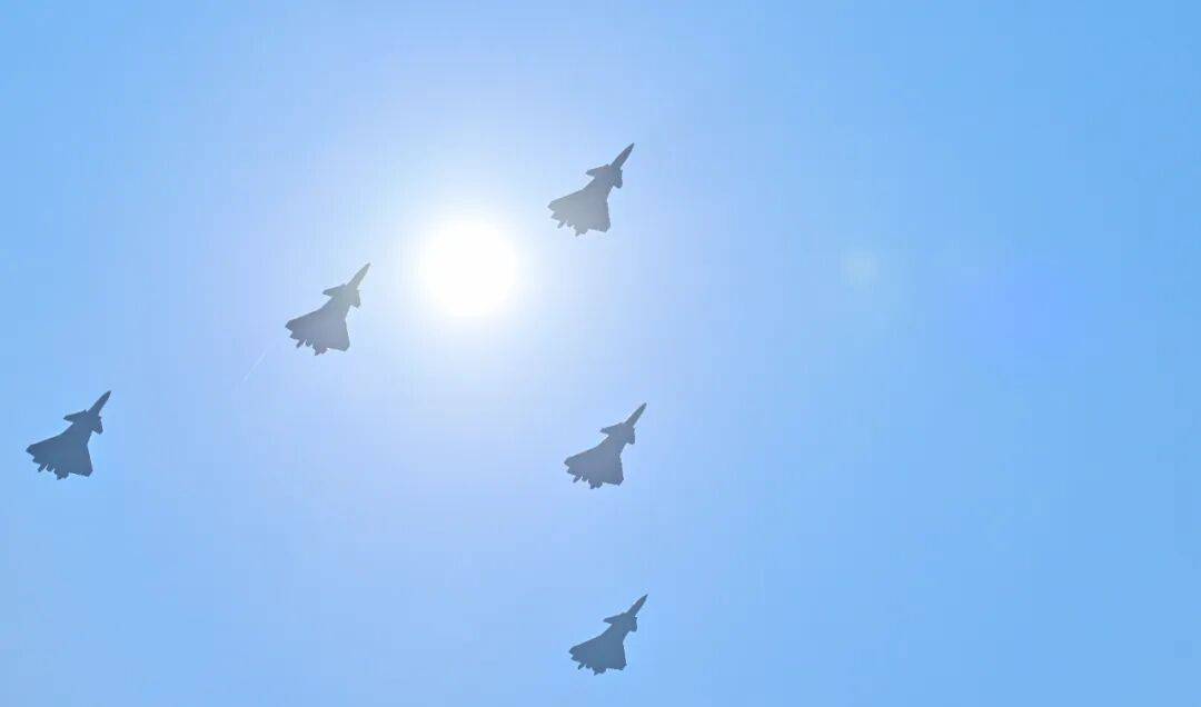 新华社出图<strong></p>
<p>校币</strong>！