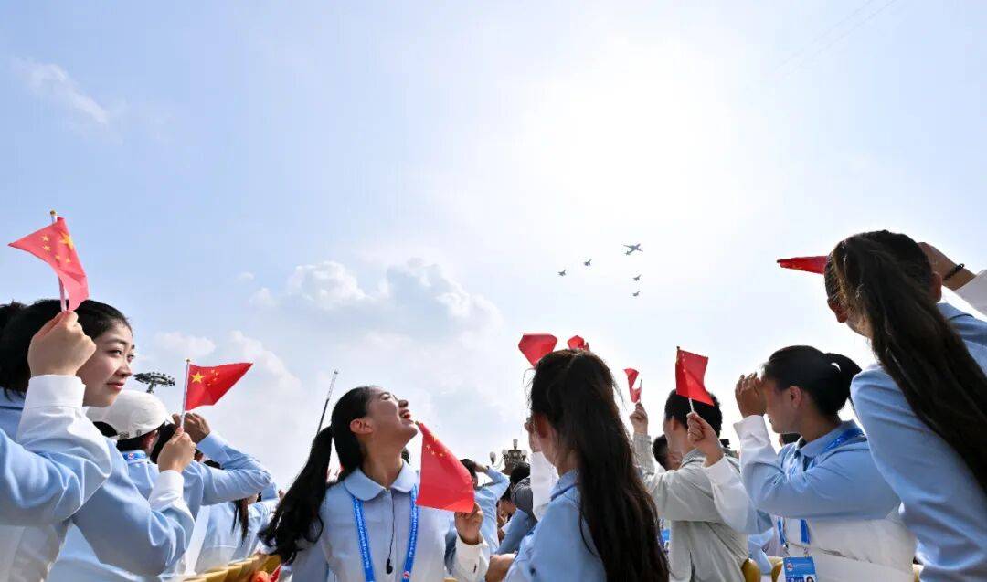 新华社出图<strong></p>
<p>校币</strong>！