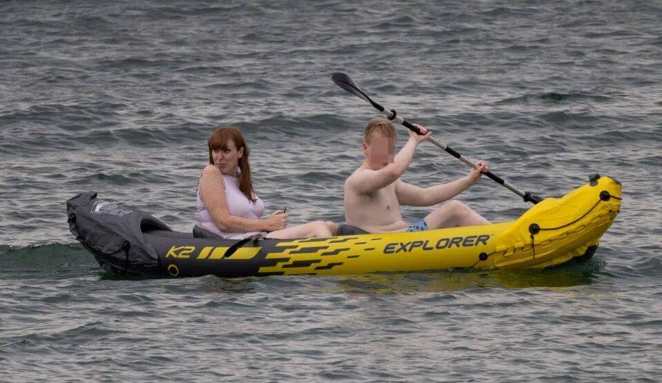 金正恩女儿首登国际舞台<strong></p>
<p>币圈历史</strong>，引爆接班传闻！英国首相被架空，工党内斗成全武行…