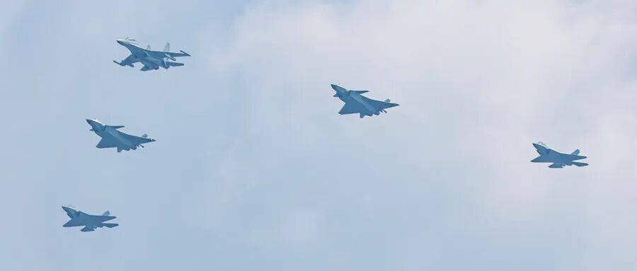 歼-20S亮相背后<strong></p>
<p>币圈历史</strong>，成都这个地方有多“硬核”？