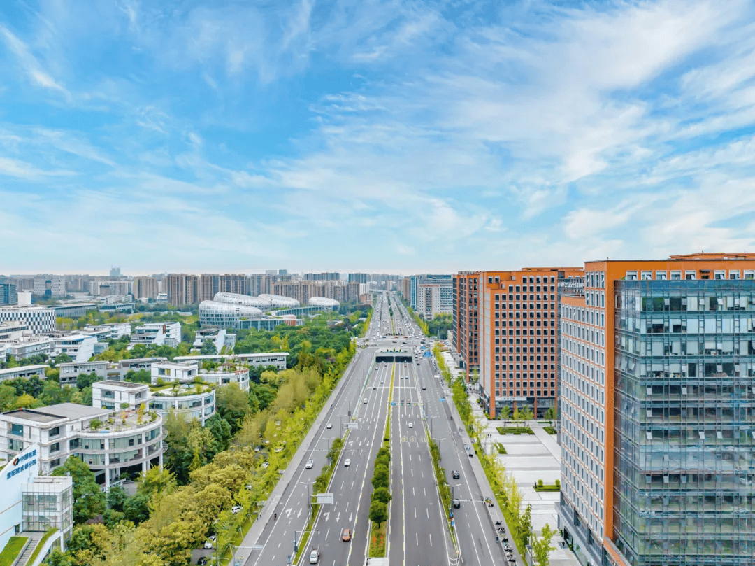 歼-20S亮相背后<strong></p>
<p>币圈历史</strong>，成都这个地方有多“硬核”？