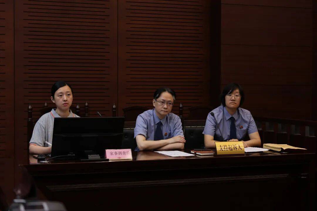 母亲病逝<strong></p>
<p>币圈历史</strong>，生父不明，留下一双女儿谁来监护？八旬外祖父诉至法院：我来！