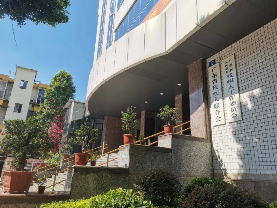 自闭症学生报到当天遭劝退后续：已通过评估<strong></p>
<p>炒币圈</strong>，顺利入学