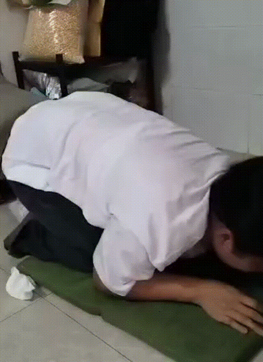 男子自称“玉皇大帝”<strong></p>
<p>炒币圈</strong>，奸淫妇女10人，敛财超500万元