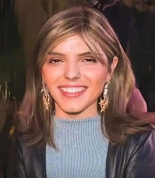 希腊航运巨头28岁女继承人在家中死亡，疑被虫类叮咬后发病，涉事医院承认犯下严重错误