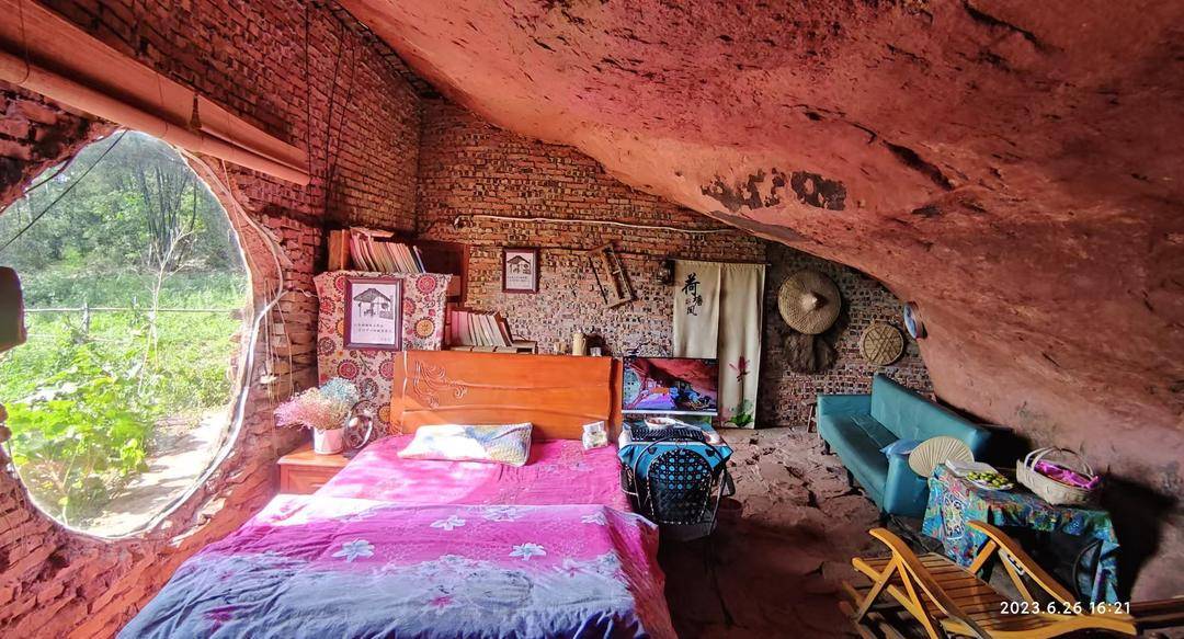 是个人选择还是另有隐情？35岁男子回乡“崖下洞居”惹争议<strong></p>
<p>炒币大神</strong>！｜封面深镜