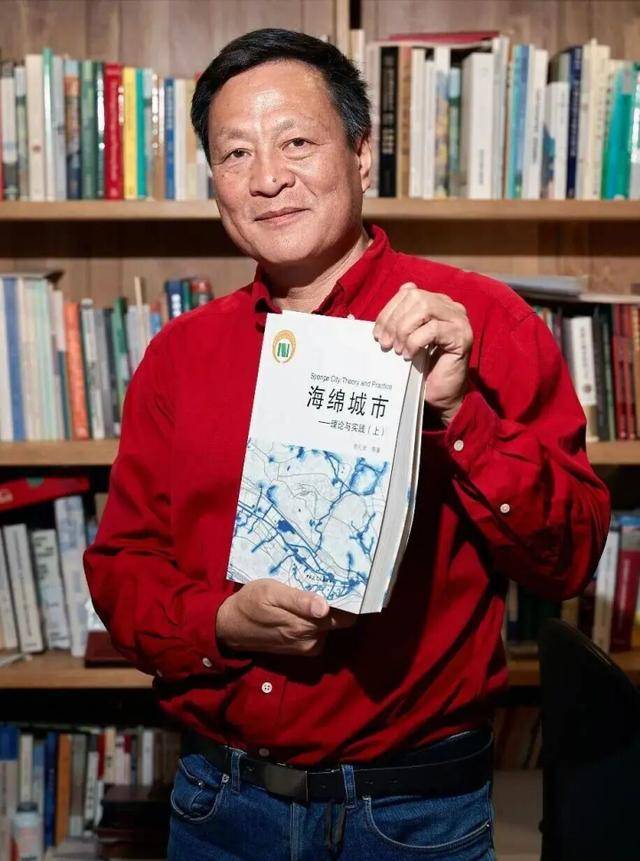 本月刚上福布斯榜的北大教授<strong></p>
<p>omg币</strong>，在巴西坠机遇难，警方披露详情