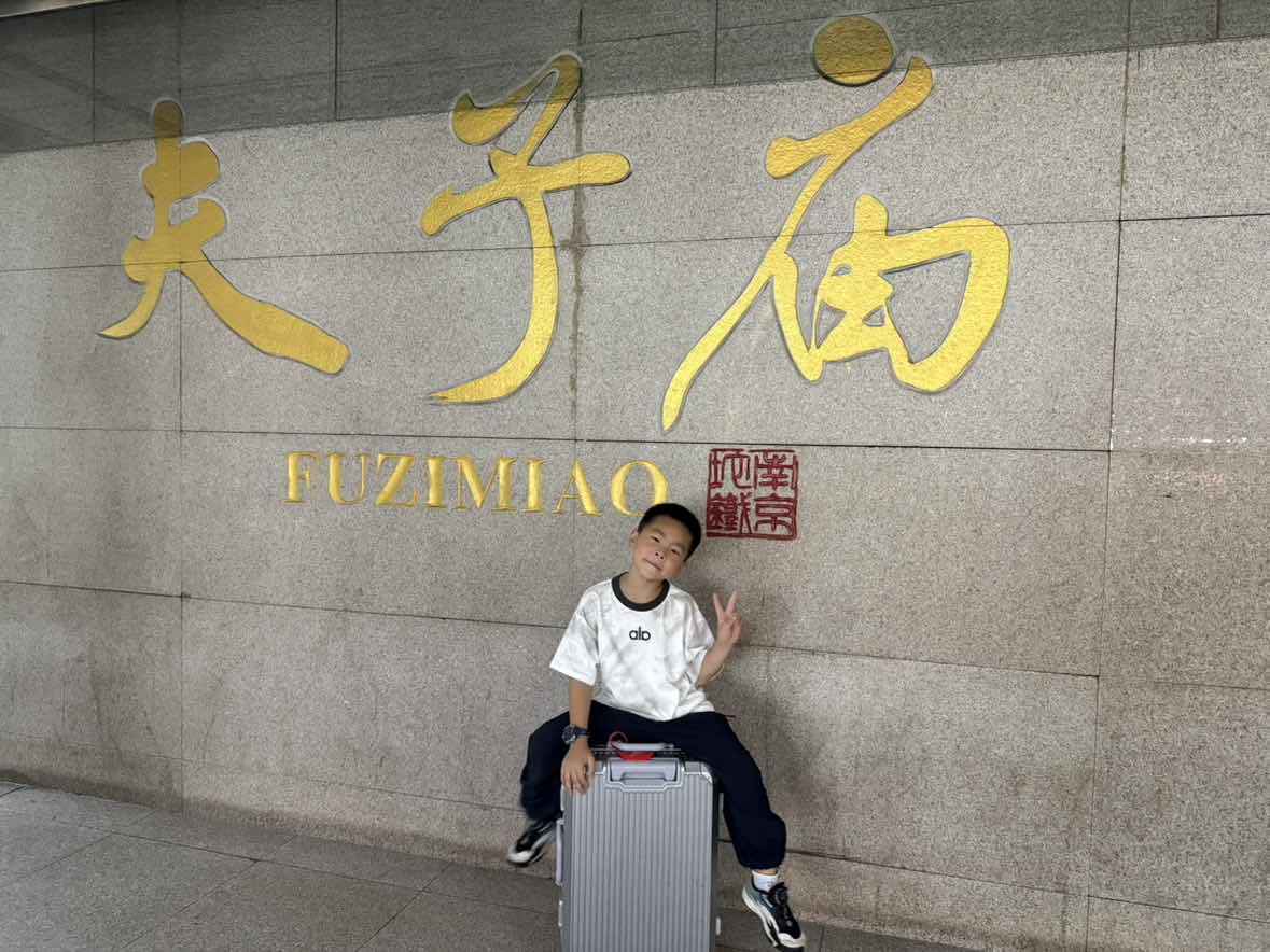 全杭州的娃都出动了？这是刚刚的火车东站<strong></p>
<p>币圈eth</strong>！秋假大军即将席卷全国