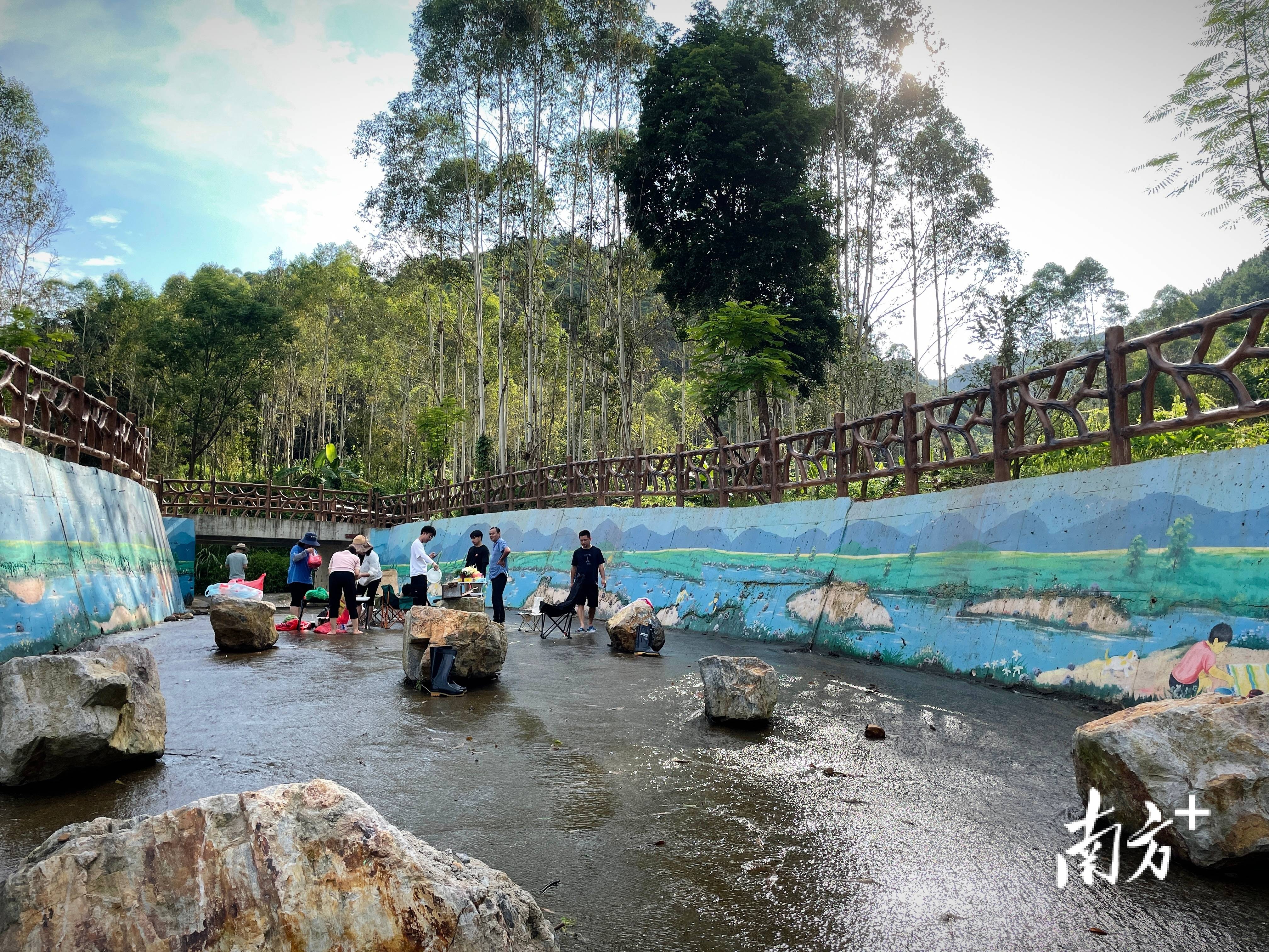 “外来媳妇”谭焕贞五年深耕<strong></p>
<p>币圈eth</strong>，佛冈高岗宝山村换新貌