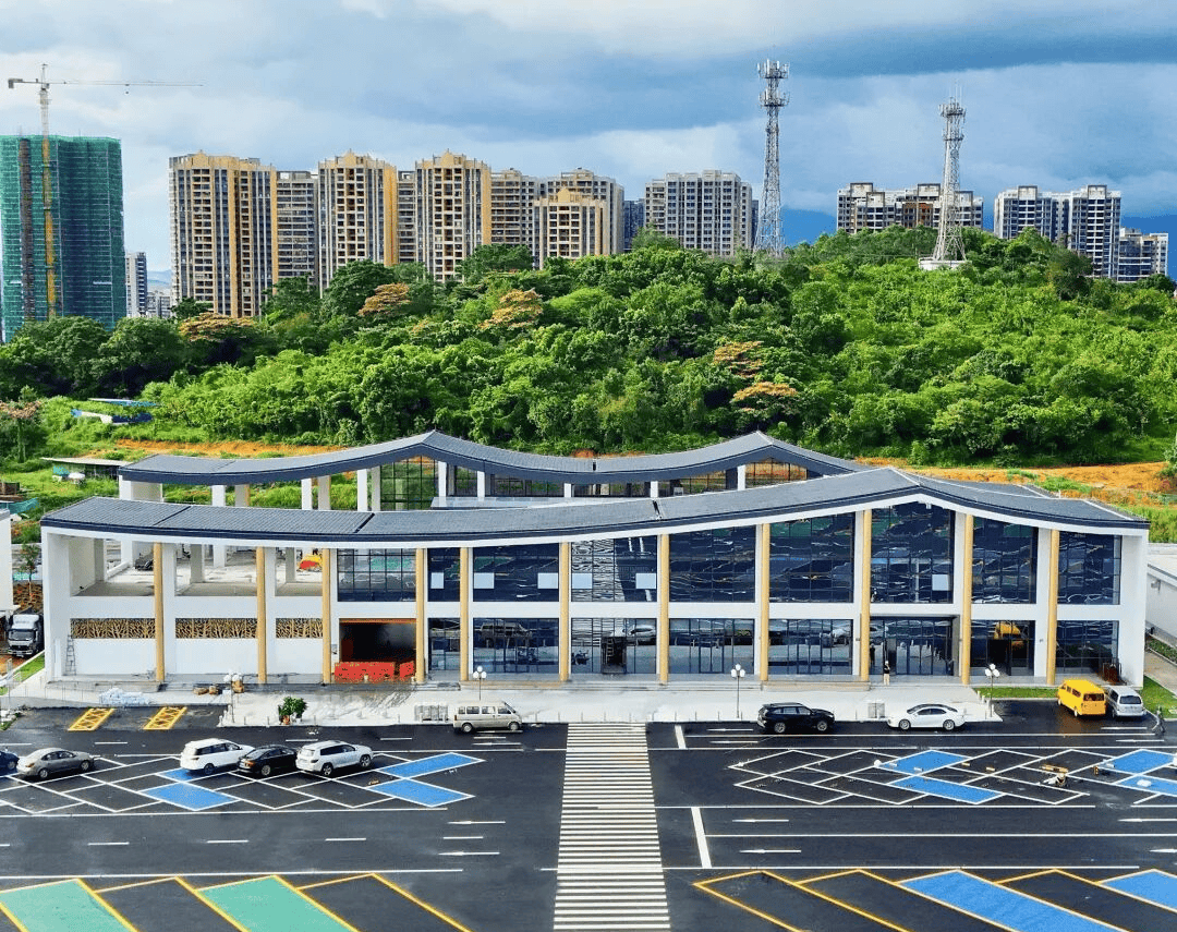 “不亚于春节回家”！凌晨5点<strong></p>
<p>v币</strong>，深圳有人已经堵在路上……