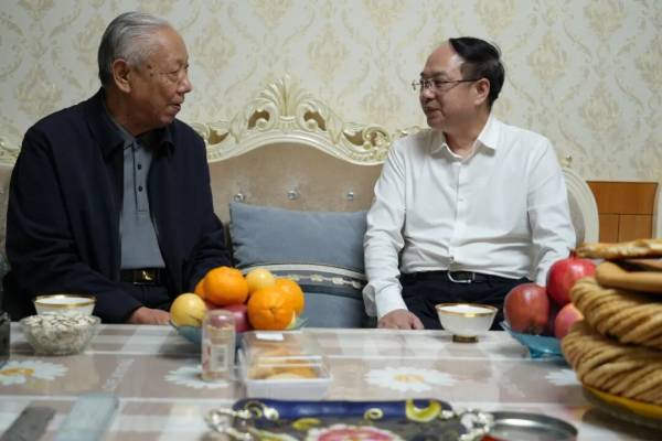 重庆市潼南区委书记文天平调任吐鲁番，多人跨省联动调整