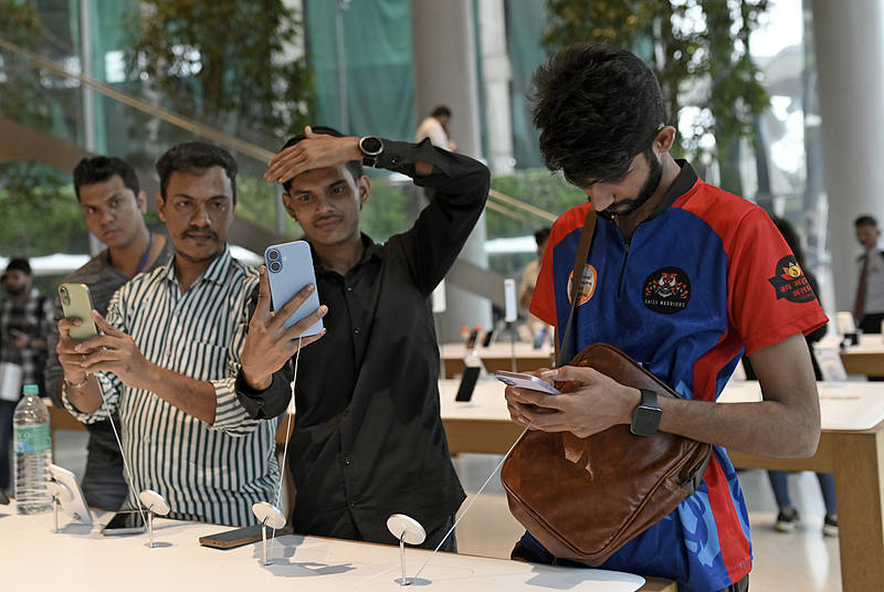 印度政府被曝正积极鼓励海外印度人回国<strong></p>
<p>打币子</strong>，但想让这些人从美回国绝非易事