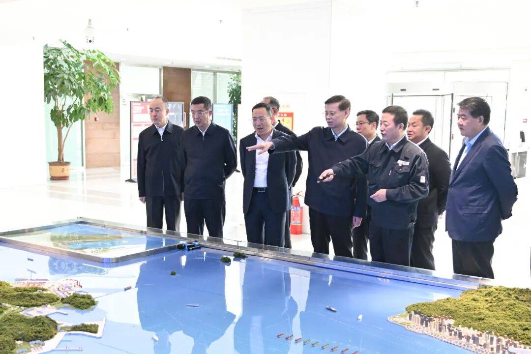 新任辽宁省委书记许昆林<strong></p>
<p>星币一</strong>，到大连调研