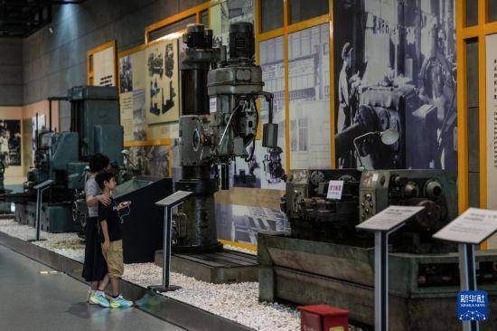 老场景“变身”假期潮玩新地标