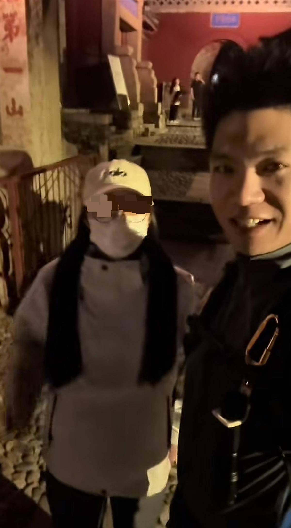 国庆长假结束泰山陪爬者晒业绩：80人团队接了200单<strong></p>
<p>币资讯</strong>，如不下雨单量估计要多四倍，年入30万只是噱头