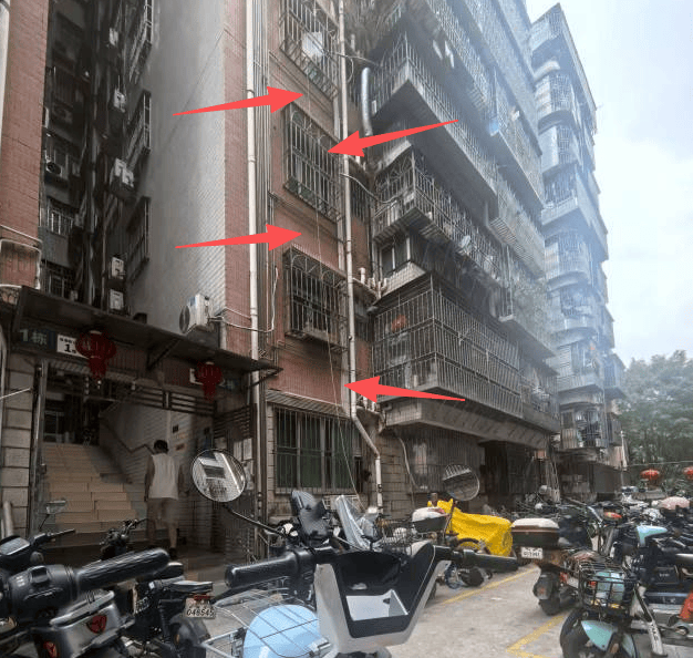 深圳一小区电动车管理引担忧<strong></p>
<p>有币下载</strong>，部门责令整改后，记者实探