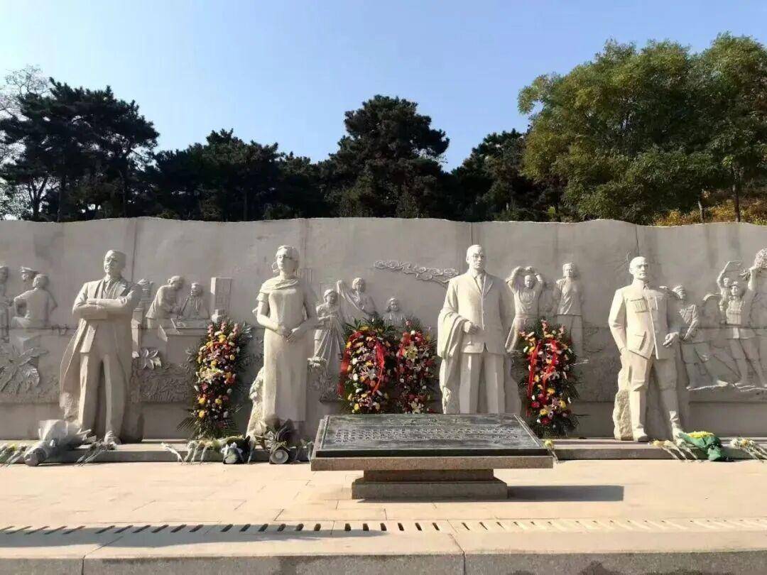 《沉默的荣耀》总编剧人民日报撰文：能感动我们<strong></p>
<p>王莽币</strong>，也一定能打动观众