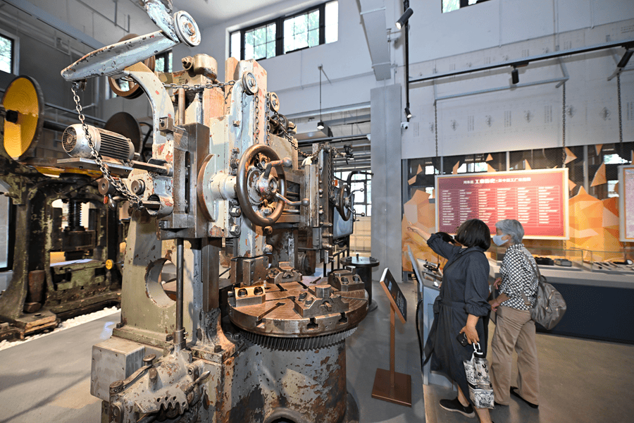 工厂为何成为“网红打卡地”<strong></p>
<p>链币</strong>？