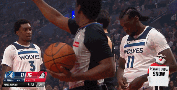 杨瀚森迎NBA常规赛首秀<strong></p>
<p>乐币区</strong>，两罚全中拿到个人NBA生涯首分；此前出场时播音字幕都是中文