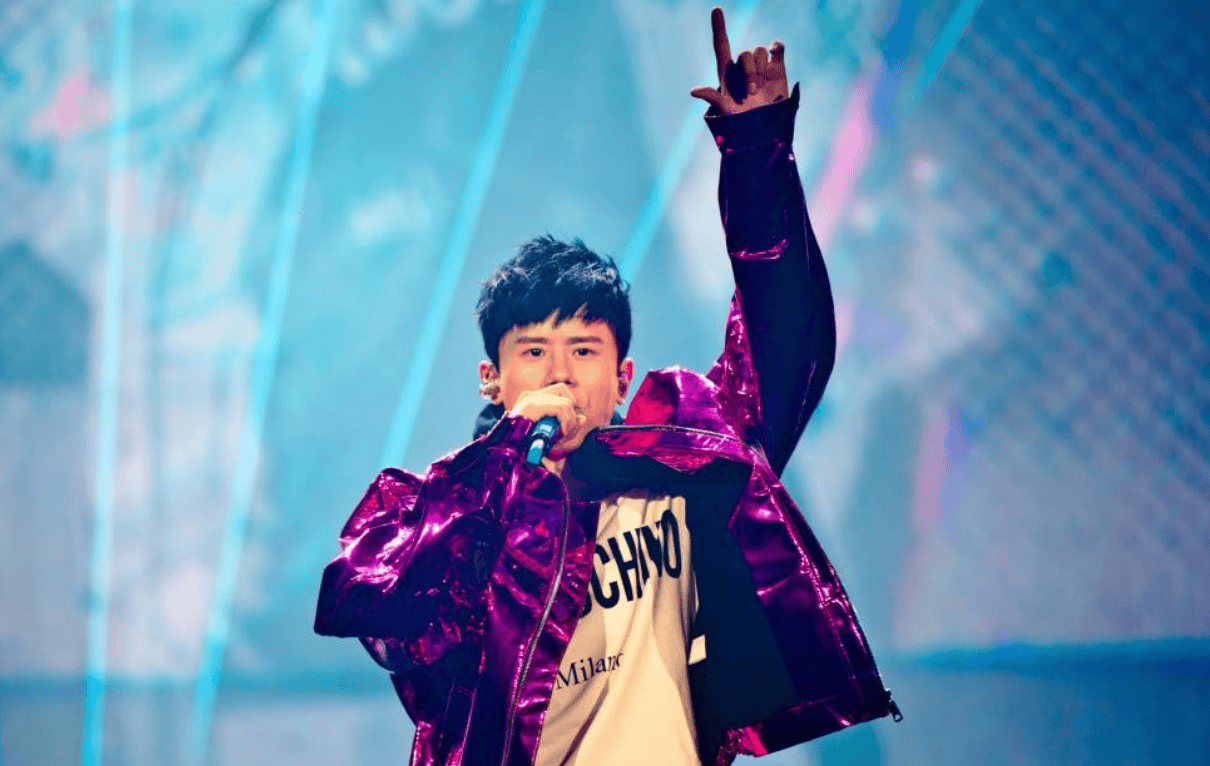 把陈粒“引爆”的耳返<strong></p>
<p>币得云</strong>，为啥让这么多歌手又爱又恨