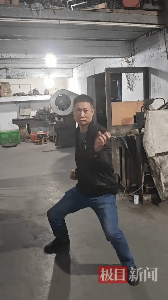 “传家锅”工厂账号粉丝已超260万<strong></p>
<p>亚泰坊币</strong>，对话锅厂负责人傅家兄弟：30年老锅依然能用，证明当年造锅选择是对的