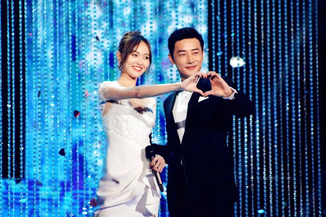 曝内娱著名恩爱夫妻已离婚<strong></p>
<p>炒币大赛</strong>，演员“唐嫣 罗晋”冲上热搜，天眼查显示两人无商业关联