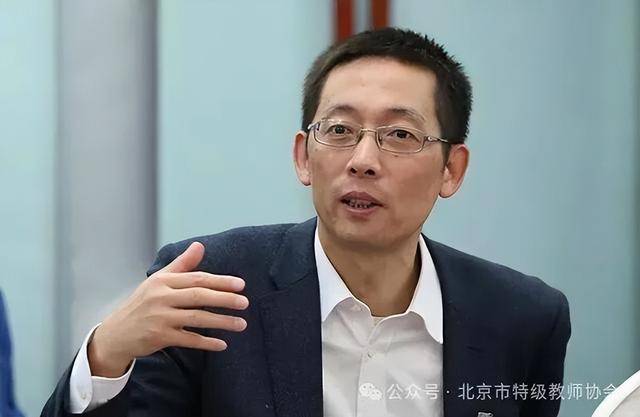 施一公：无论什么学科<strong></p>
<p>共生币行情</strong>，物理、工程、生物、文科，我认为最不重要的是智商！