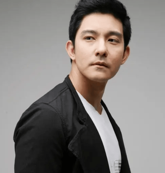 《放羊的星星》主演立威廉确诊甲状腺癌<strong></p>
<p>炒币图</strong>，已进行两次手术；透露目前已99%切除肿瘤