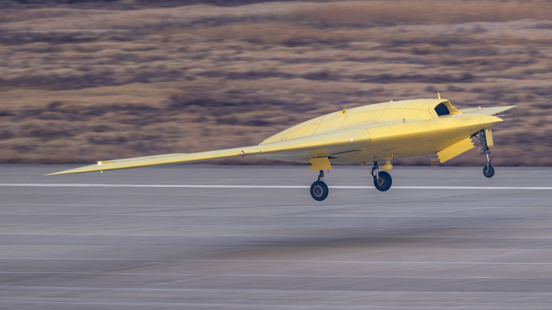 多张高清大图<strong></p>
<p>币网行情app</strong>！新型高空高速长航时无人机彩虹-7近日成功首飞