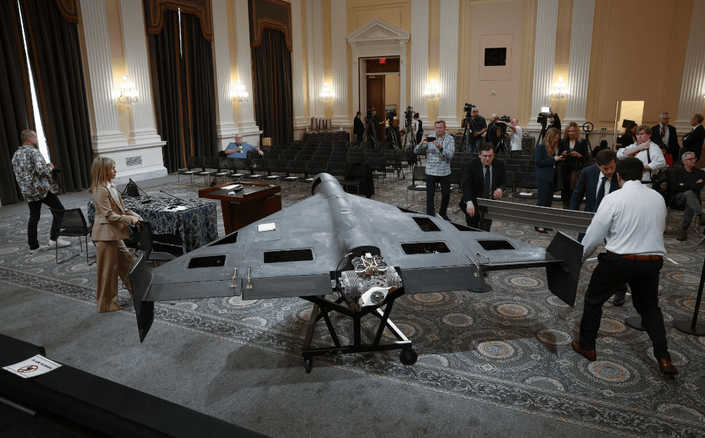 美军为何“抄作业”<strong></p>
<p>炒币爆仓</strong>？大批量“山寨”对手的无人机……