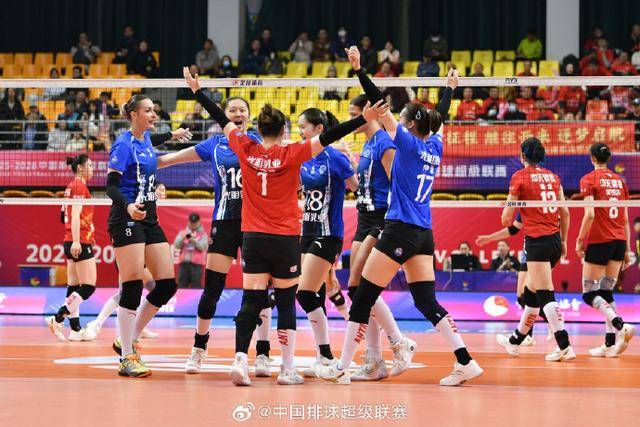 排超新格局上海女排一家独大？赢下卫冕冠军江苏女排后<strong></p>
<p>币圈造富神话</strong>，蔡斌却这样说……